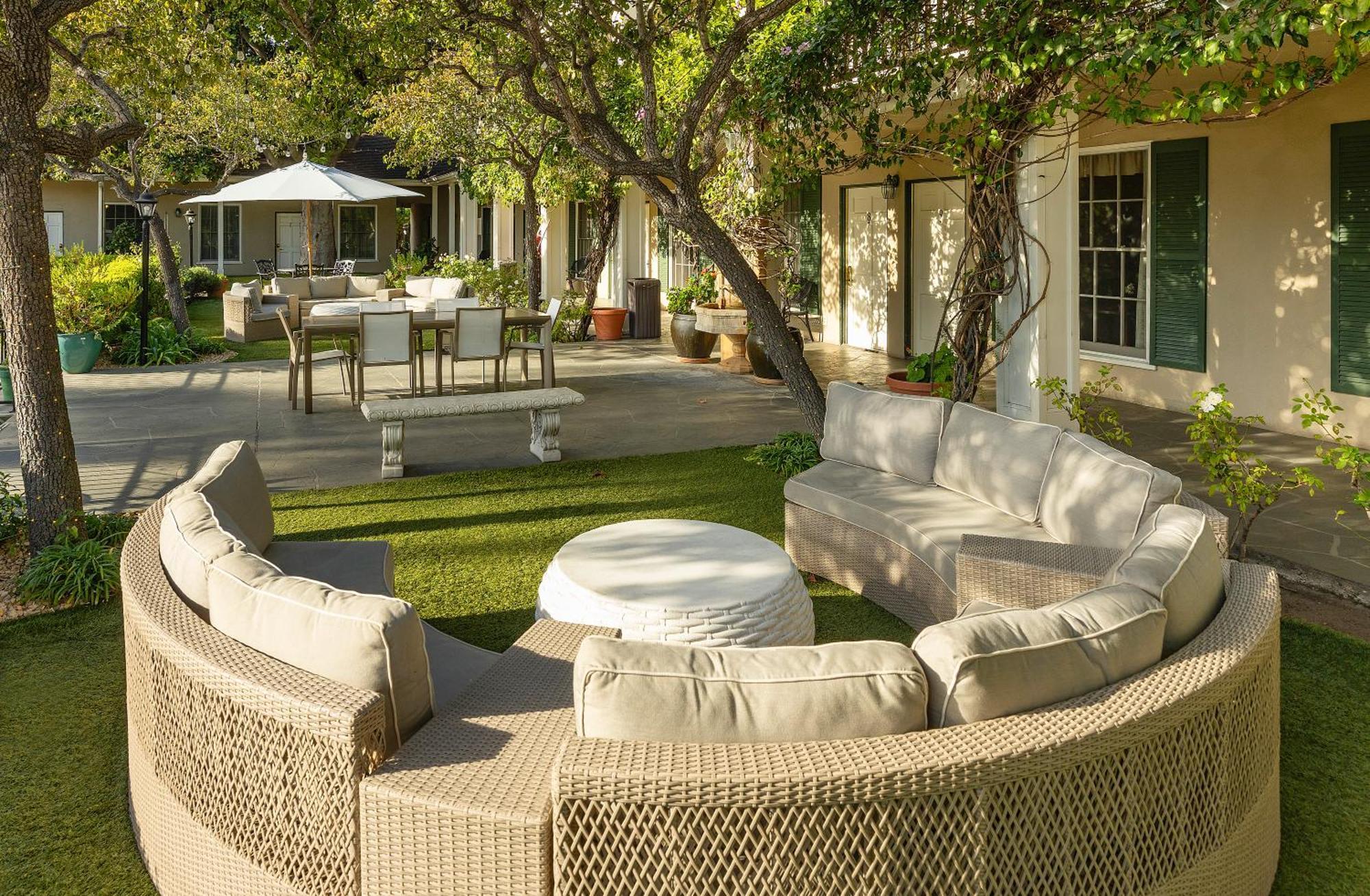 Lavender Inn By The Sea Santa Barbara Eksteriør billede